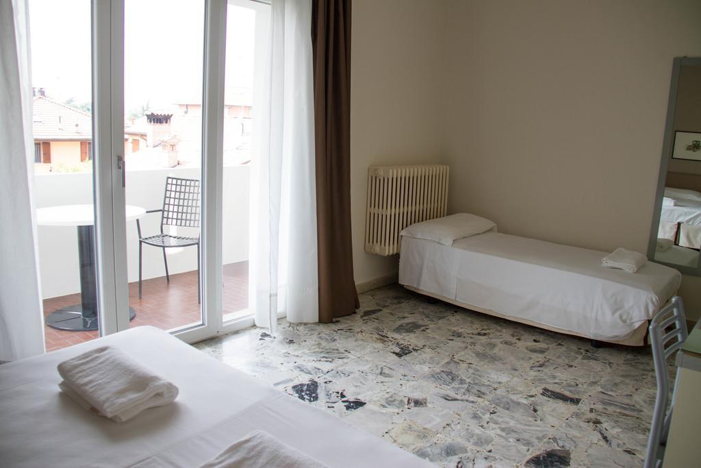 Hotel Arianna อีเซโอ ห้อง รูปภาพ